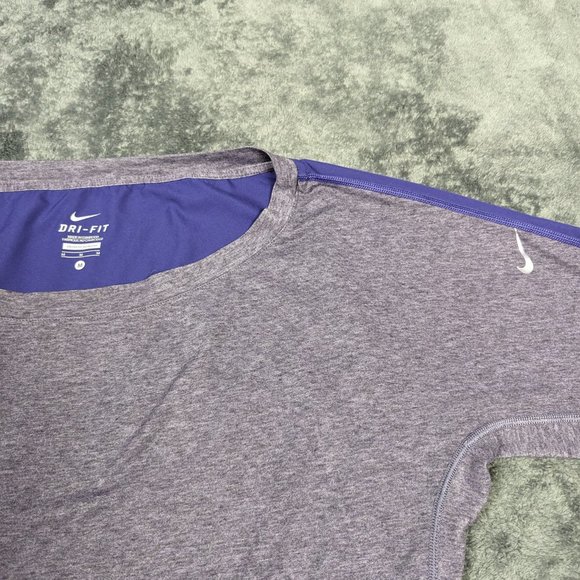 Nike Shirt Womens Medium Purple Long Sleeve DriFit Oversize Athletic Outdoor Tee - Picture 5 of 16